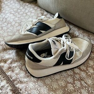 New Balance Black and White Casual Sneakers